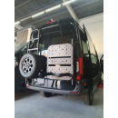 Heckleiter mit Reserveradhalter für Sprinter 907 ab 2018 - L2 - 4x4 Allradantrieb - Fahrerseite - Mattschwarz