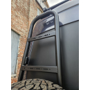 Heckleiter mit Reserveradhalter für Ford Transit MK8 ab 2014 - Fahrerseite - mattschwarz - für Scharniere 180° und 270° RWD