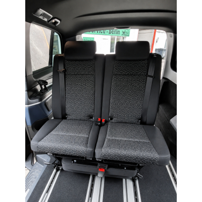 2-er Schlafsitzbank S2 von Aguti mit integrierter Kopfstütze, Beinauflage und Adapter für Mercedes Benz Vito / V-Klasse mit Originalschienenn