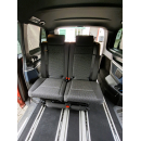 2-er Schlafsitzbank S2 von Aguti mit integrierter Kopfstütze, Beinauflage und Adapter für Mercedes Benz Vito / V-Klasse mit Originalschienenn